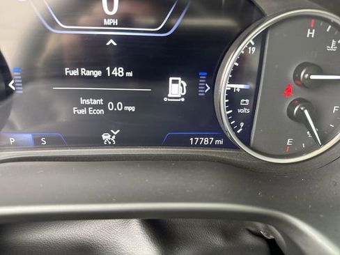 Certified 2024 Buick Enclave Avenir w/ Avenir Technology Package image 12