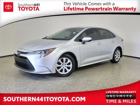 Used 2026 Toyota Corolla LE FWD image 1