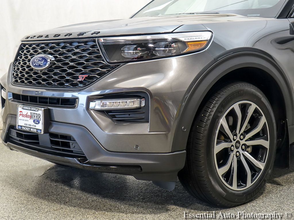 Certified 2020 Ford Explorer ST AWD/4WD image 3