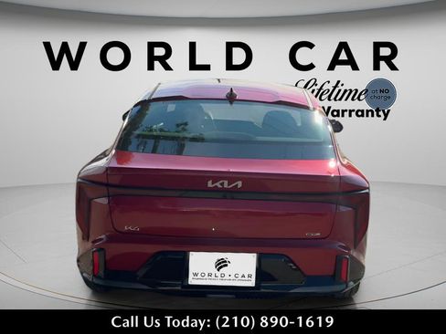 New 2025 Kia K4 GT-Line w/ GT-Line Sunroof Package image 4