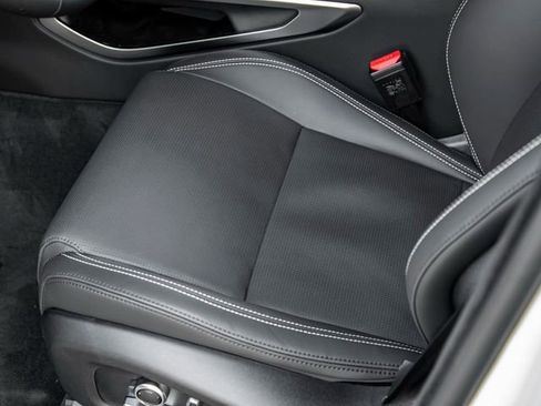 New 2026 Jaguar F-PACE R-Dynamic S image 15