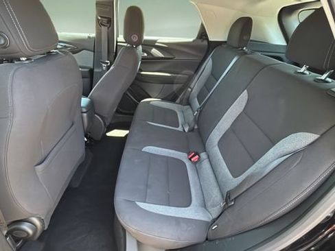 Used 2024 Chevrolet TrailBlazer LS FWD image 19