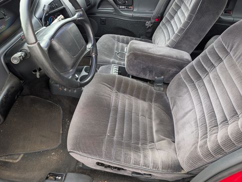 Used 1994 Buick Skylark Custom FWD image 6
