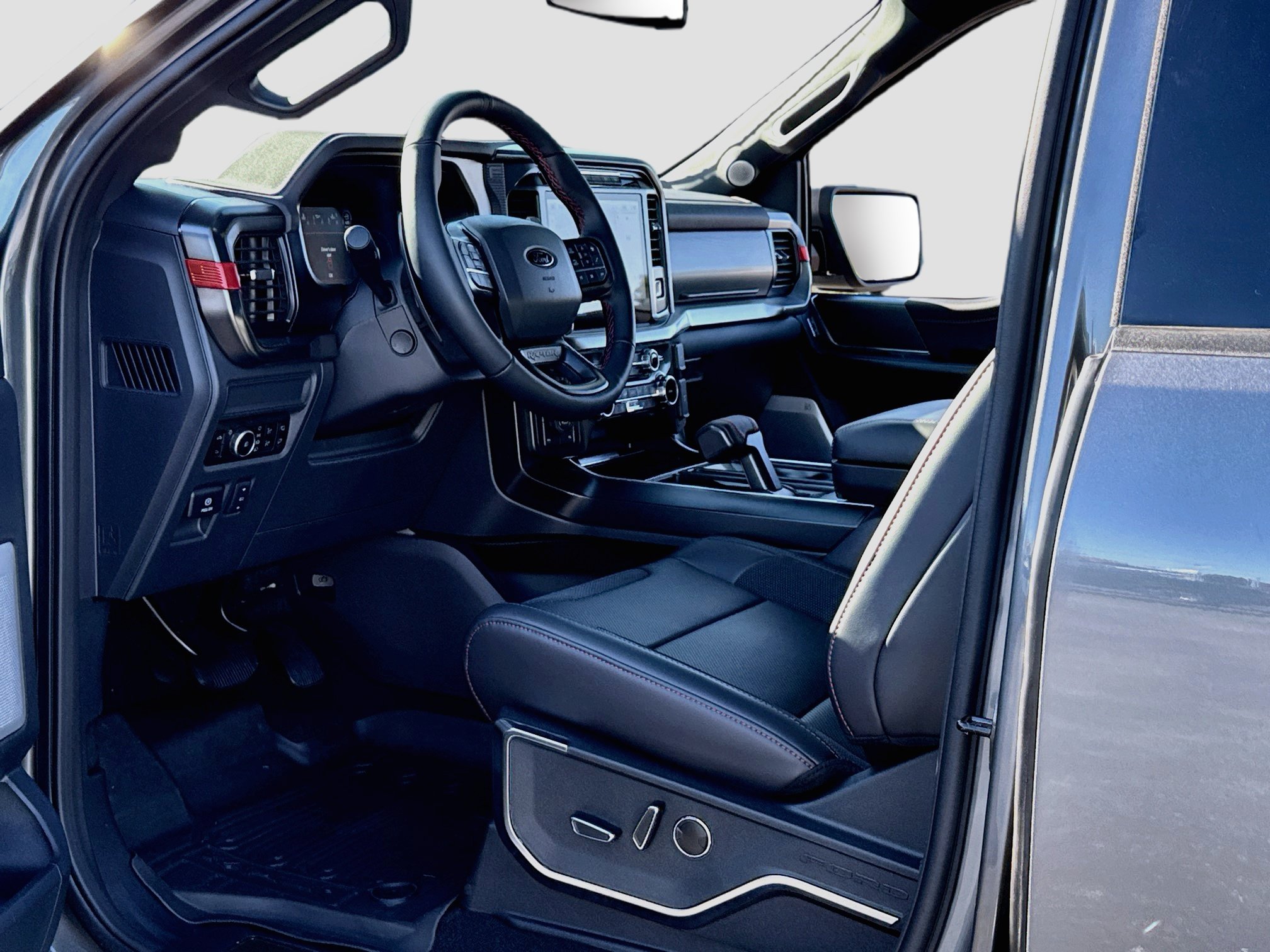 New 2026 Ford F150 Raptor AWD/4WD image 4
