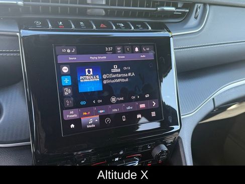 Certified 2025 Jeep Grand Cherokee L Altitude image 14