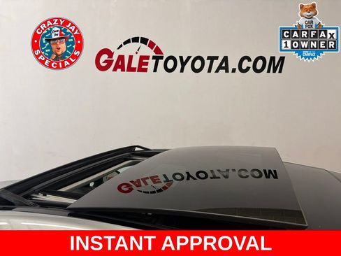 Used 2018 Toyota Camry XLE w/ Audio Package FWD image 5