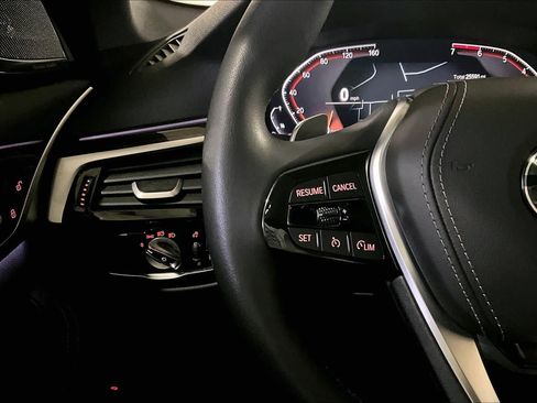 Certified 2023 BMW 530i xDrive w/ Premium Package AWD/4WD image 23