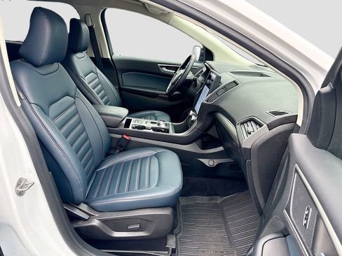 Certified 2023 Ford Edge SEL w/ Sport Appearance Package AWD/4WD image 36