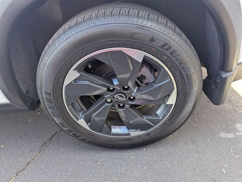 Certified 2025 Nissan Rogue SV w/ SV Premium Package image 7