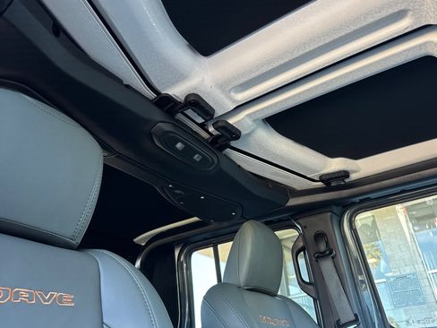 New 2026 Jeep Gladiator Mojave AWD/4WD image 16
