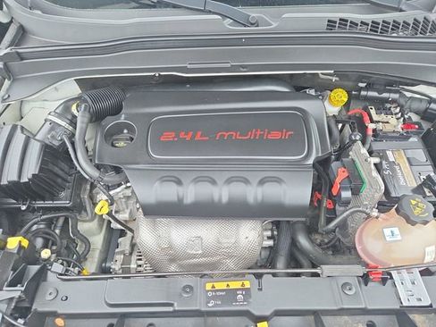 Used 2018 Jeep Renegade Latitude image 30