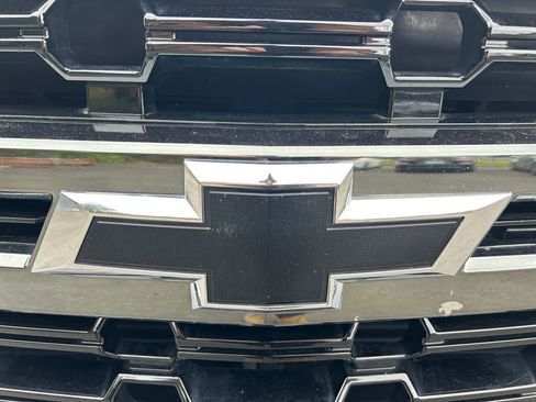 Used 2021 Chevrolet Tahoe Z71 AWD/4WD image 35