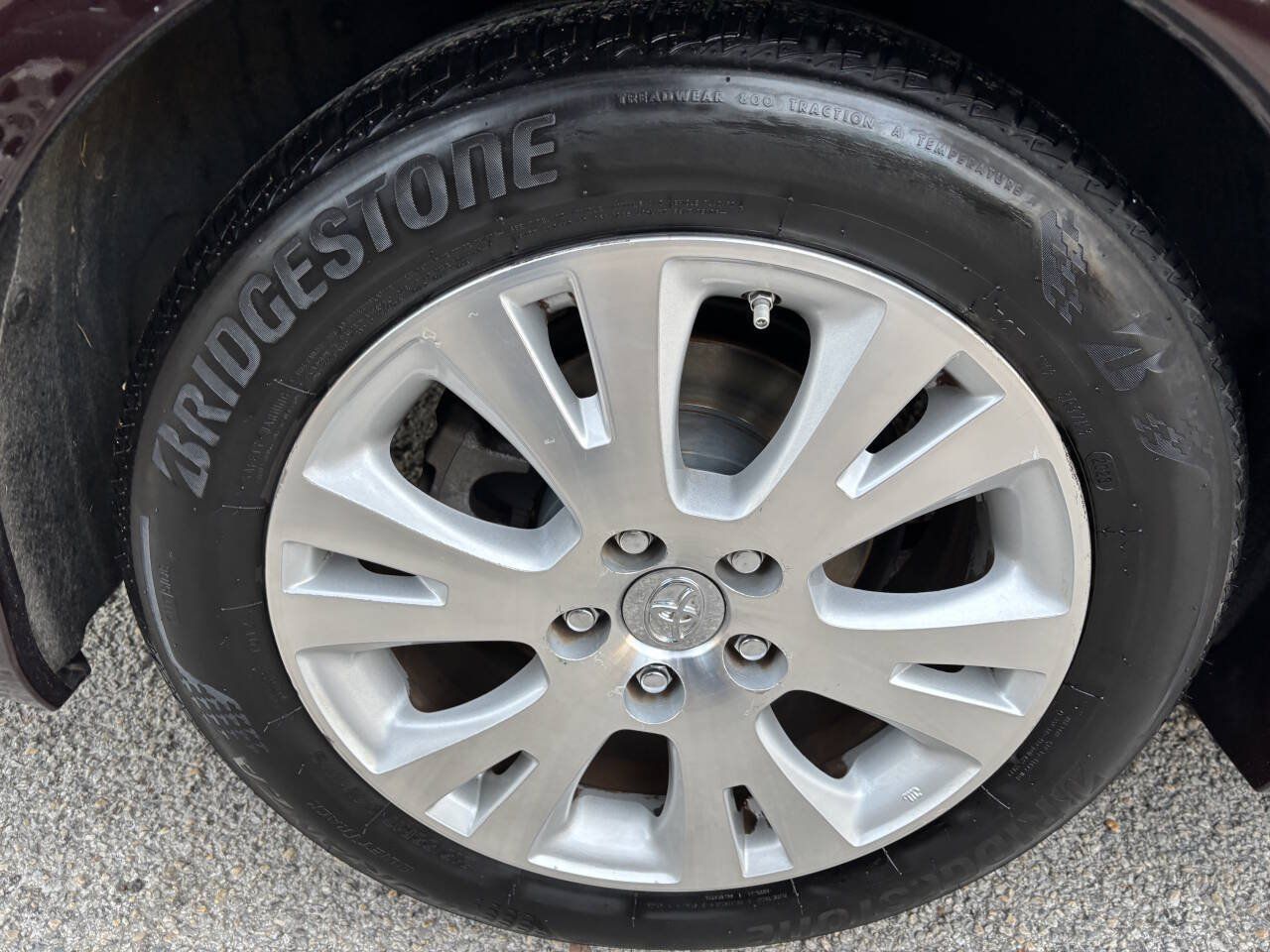 Used 2012 Toyota Avalon FWD image 37