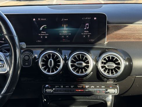 Used 2019 Mercedes-Benz A 220 4MATIC image 20