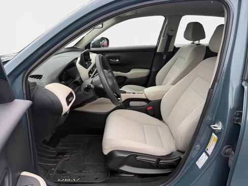 Certified 2023 Honda HR-V LX image 12