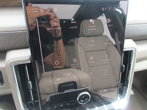 New 2026 GMC Yukon XL Denali w/ Denali Reserve Package AWD/4WD image 19