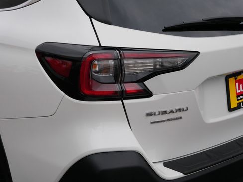 Used 2024 Subaru Outback Premium image 17
