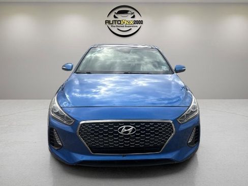Used 2018 Hyundai Elantra GT w/ Tech Package 03 image 1