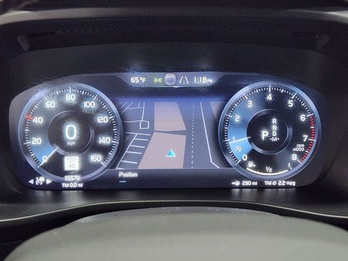 Used 2021 Volvo XC40 T4 R-Design w/ Advanced Package image 34