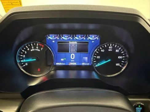 Used 2022 Ford Expedition XLT image 22