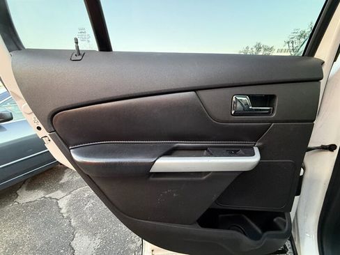 Used 2011 Ford Edge SEL w/ 202A Rapid Spec Order Code image 30