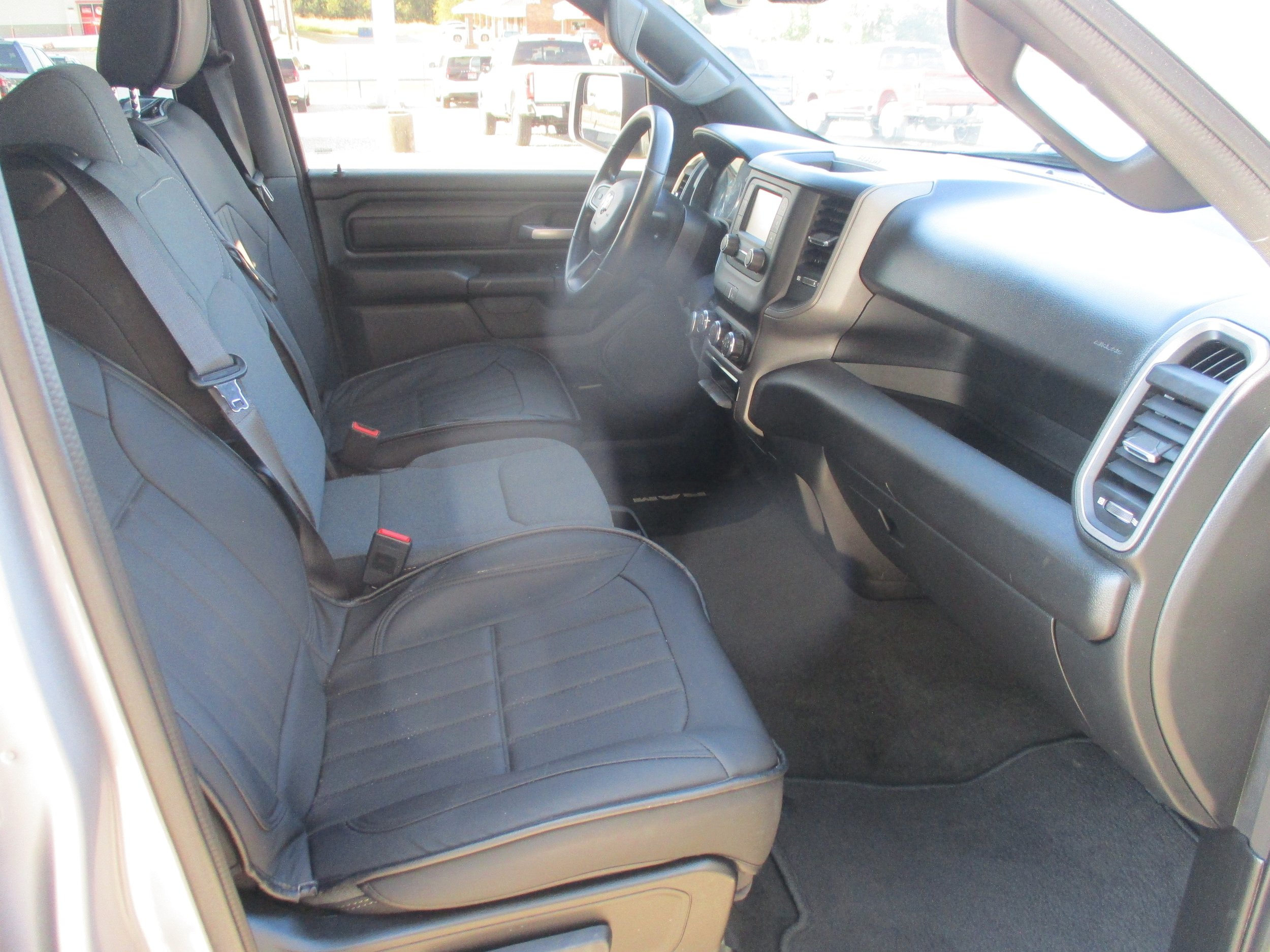 Used 2023 RAM 1500 Tradesman AWD/4WD image 9