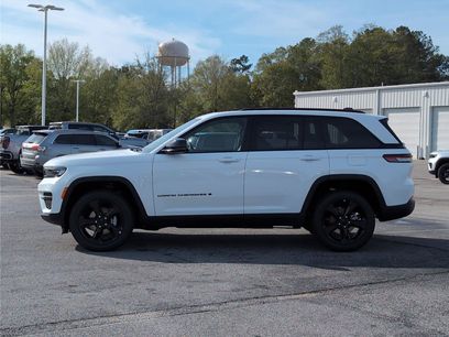 New 2025 Jeep Grand Cherokee Altitude