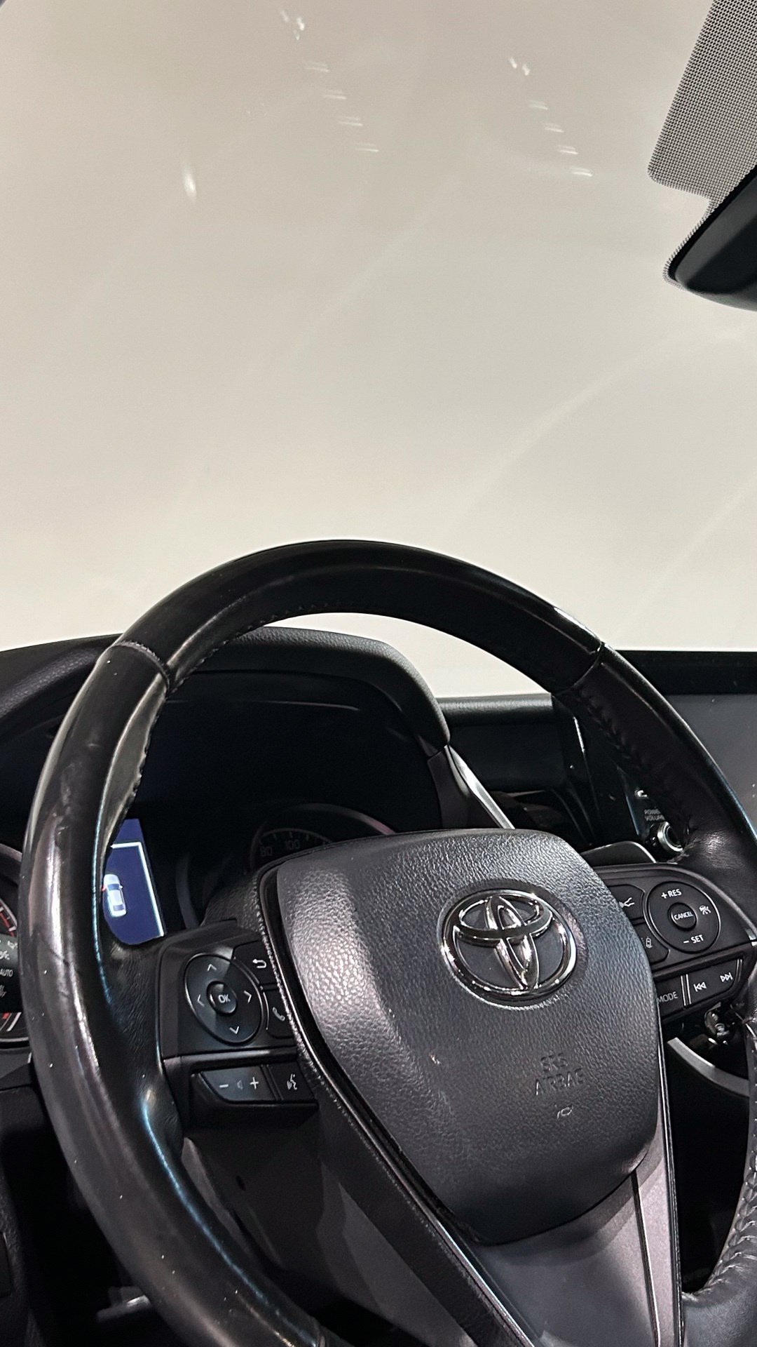 Used 2024 Toyota Camry SE w/ Convenience Package FWD image 37
