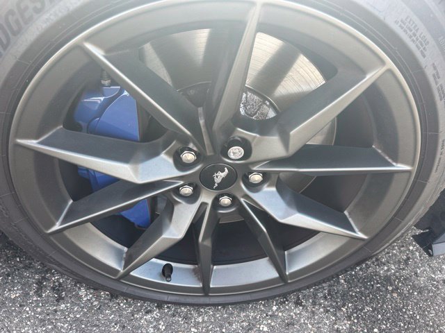 Used 2025 Ford Mustang Dark Horse RWD image 9