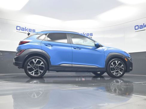 Used 2022 Hyundai Kona Limited AWD/4WD image 47