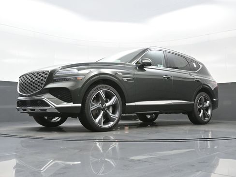 New 2025 Genesis GV80 3.5T Prestige image 13