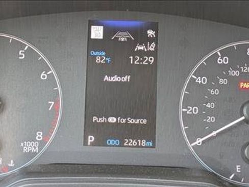 Used 2025 Toyota Corolla LE FWD image 11