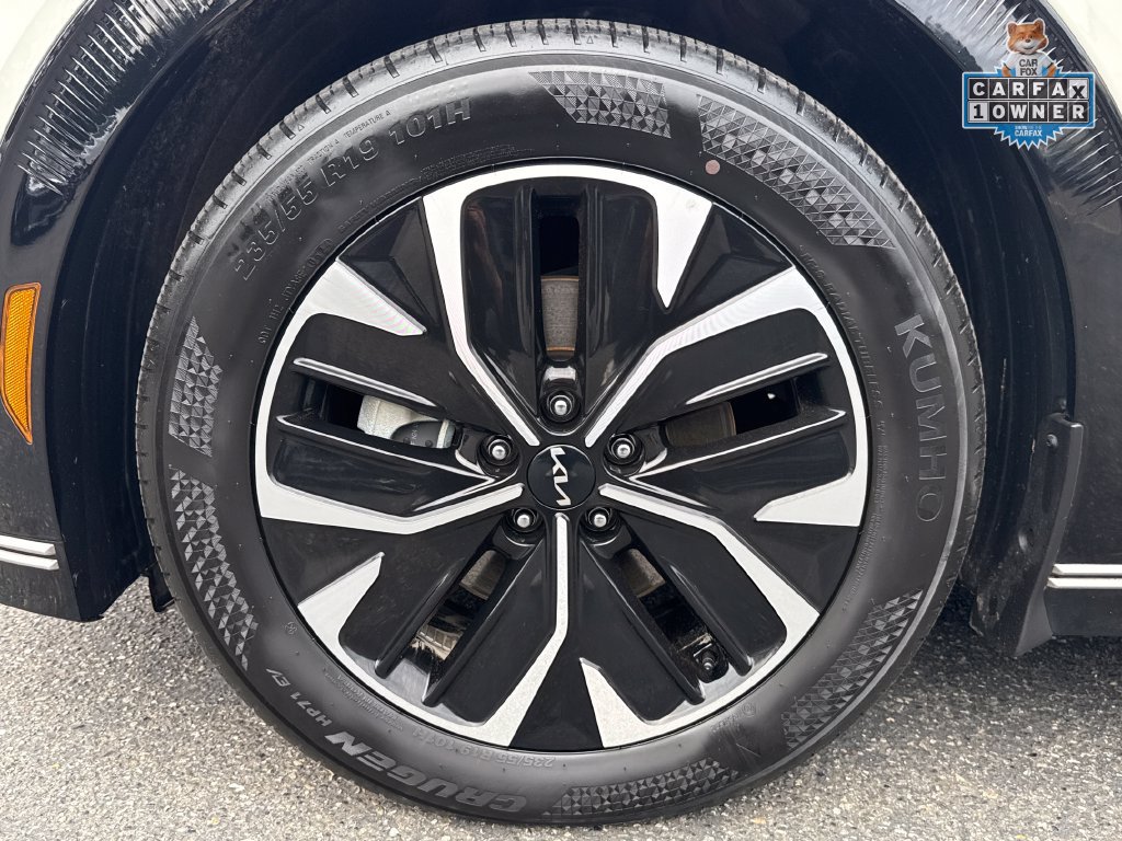 Used 2024 Kia EV6 Wind AWD/4WD image 28