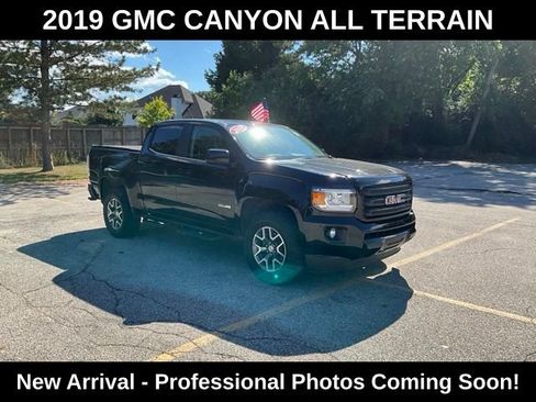 Used 2019 GMC Canyon All Terrain w/ All Terrain X Package AWD/4WD image 7