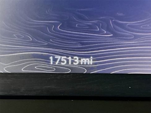 Used 2023 Jeep Grand Cherokee Altitude image 5