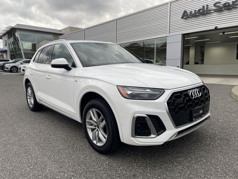 Certified 2023 Audi Q5 2.0T Premium image 1