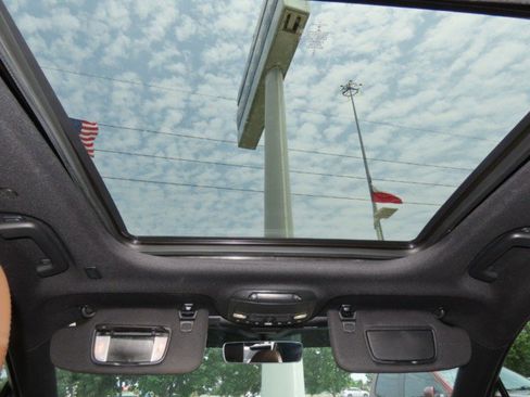 Certified 2022 Lincoln Nautilus Reserve FWD image 21