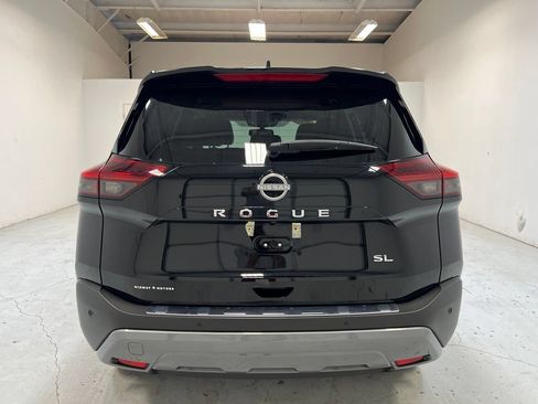 Used 2023 Nissan Rogue SL FWD image 10