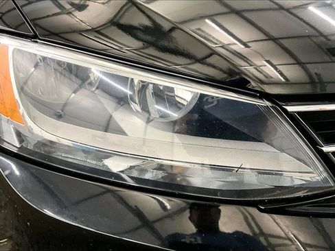 Used 2015 Volkswagen Jetta S image 28