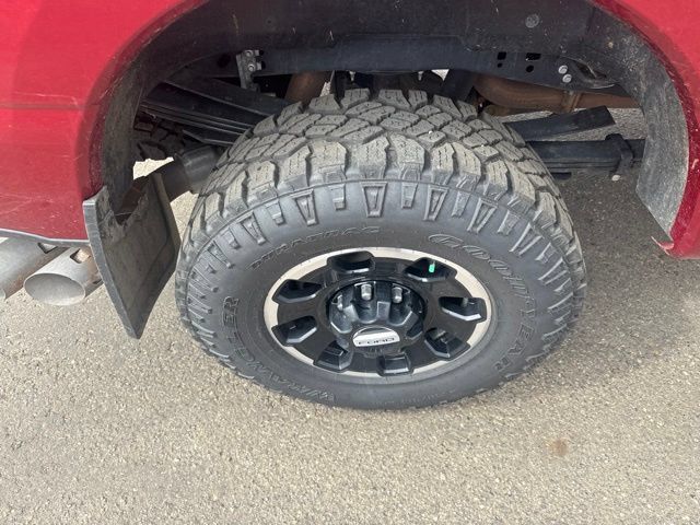 Used 2025 Ford F250 Lariat w/ Tremor Off-Road Package AWD/4WD image 15