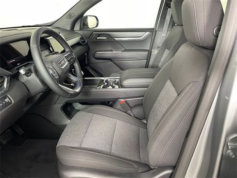 Certified 2026 GMC Acadia Elevation image 2