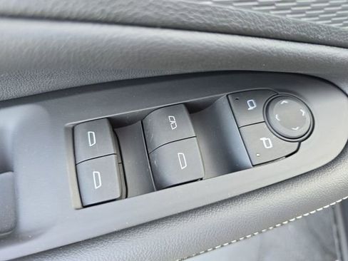 New 2025 Chevrolet Blazer EV LT image 22