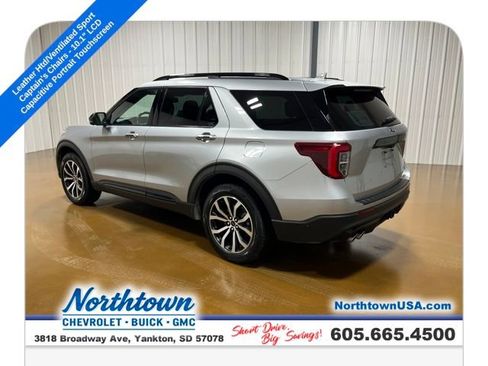 Used 2020 Ford Explorer ST w/ Premium Technology Package image 3