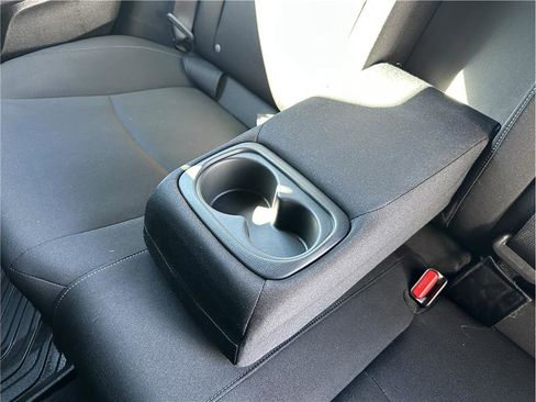 Used 2018 Honda Civic EX image 17