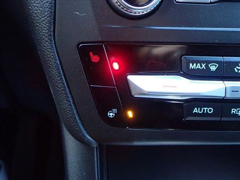 Used 2020 Ford Explorer XLT w/ Equipment Group 202A image 22