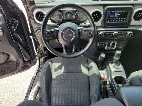Used 2021 Jeep Wrangler Sport AWD/4WD image 21