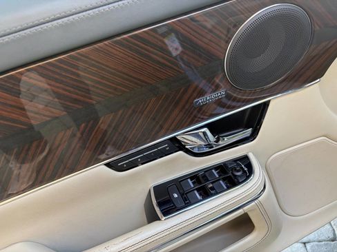 Used 2013 Jaguar XJ L Ultimate image 74