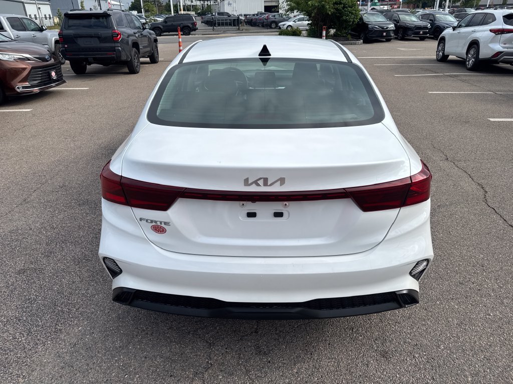 Used 2024 Kia Forte LXS w/ LXS Technology Package FWD image 6