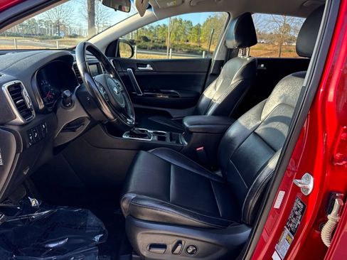 Used 2019 Kia Sportage EX image 13