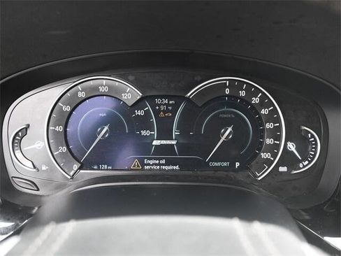 Used 2019 BMW 530e xDrive 530e xDrive iPerformance AWD 4 w/ Convenience Package image 10